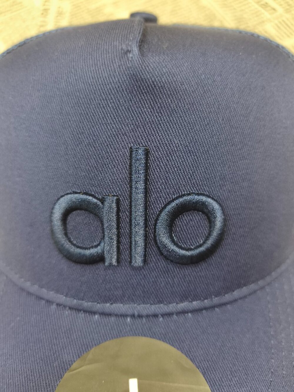 Unisex Alo Yoga District Trucker Hat Stealth 💙Navy Blue NWT🌊 - Picture 2 of 6